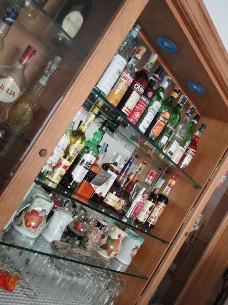 Candia - Bar