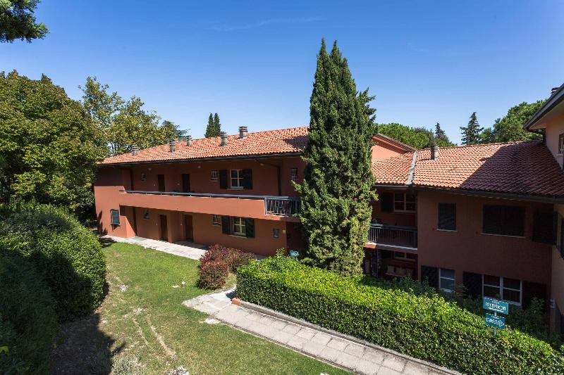 Residenze Al Colle Dei Pini - Genel