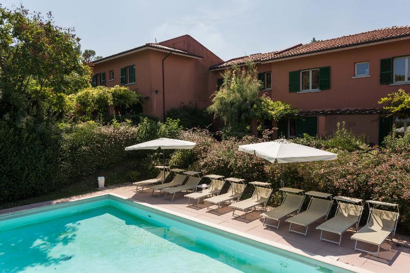 Residenze Al Colle Dei Pini - Havuz