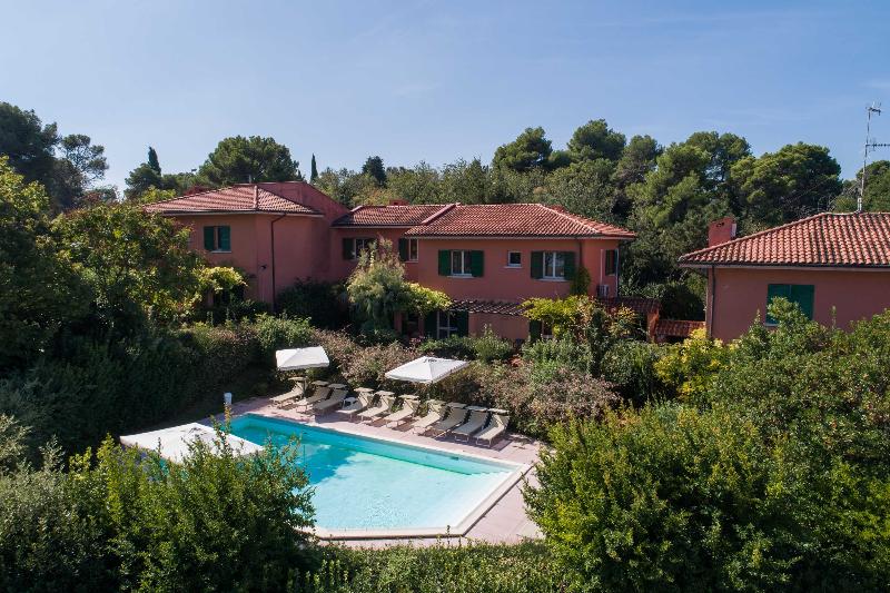 Residenze Al Colle Dei Pini - Havuz