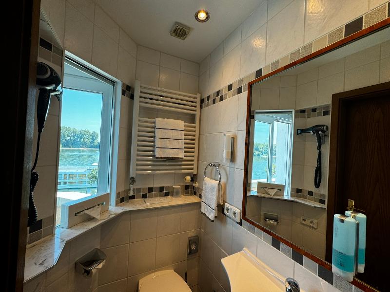 Rhein-Hotel Nierstein | Privat-Hotel seit 1908 - Oda