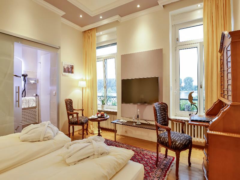 Rhein-Hotel Nierstein | Privat-Hotel seit 1908 - Oda