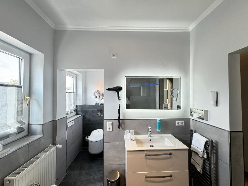 Rhein-Hotel Nierstein | Privat-Hotel seit 1908 - Oda
