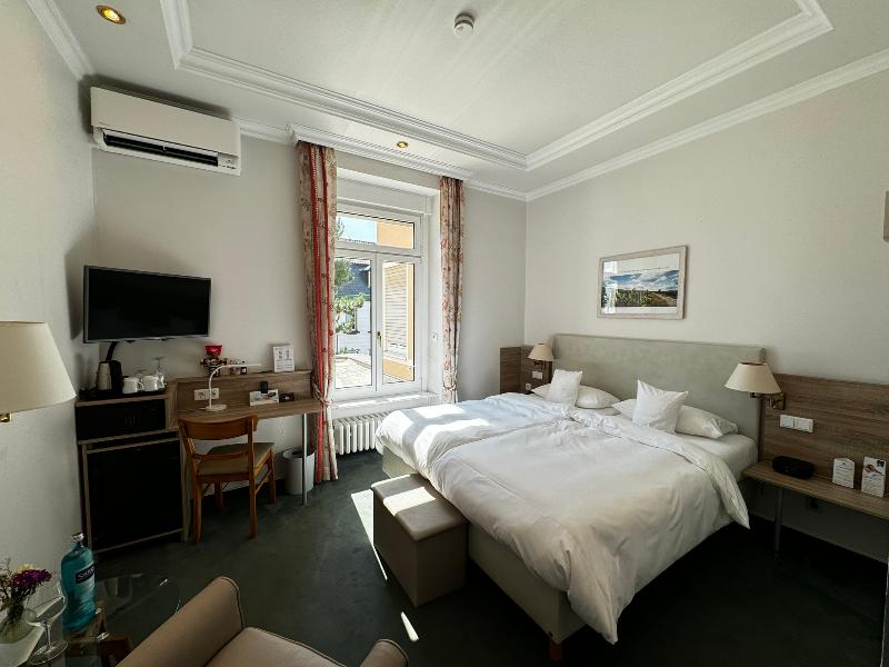 Rhein-Hotel Nierstein | Privat-Hotel seit 1908 - Oda