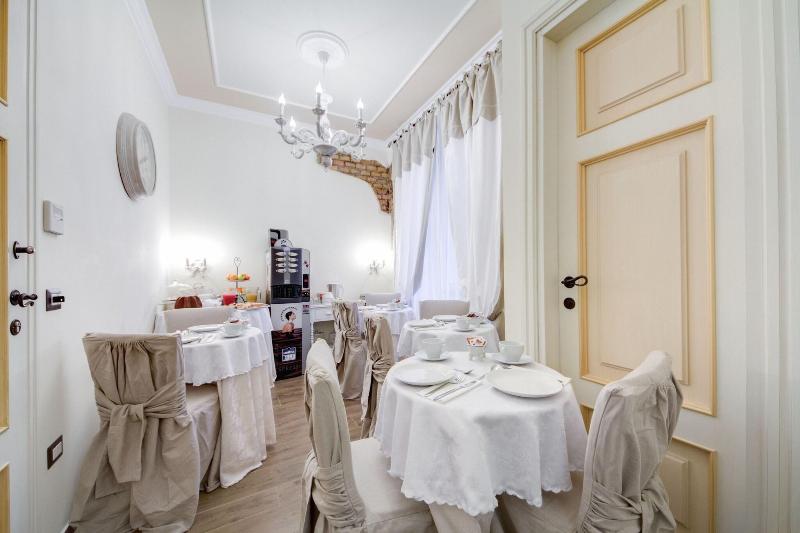 Lunaria Suites Rome - Restoran