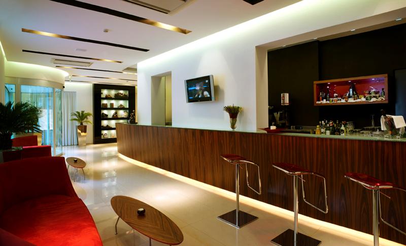 Card International - Bar