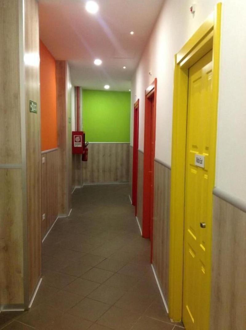 Youth Station Hostel - Lobi