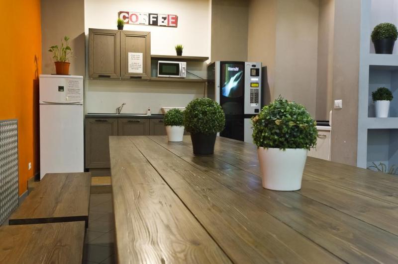 Youth Station Hostel - Genel