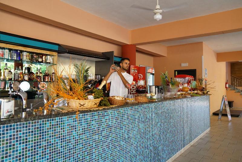 Club Resort Itaca-Nausicaa - Itaca - Bar