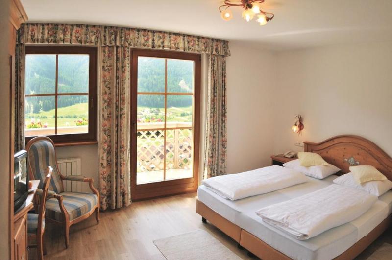 Turmhotel Gschwendt - Genel