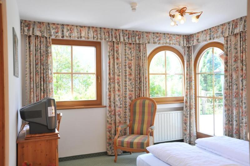 Turmhotel Gschwendt - Genel