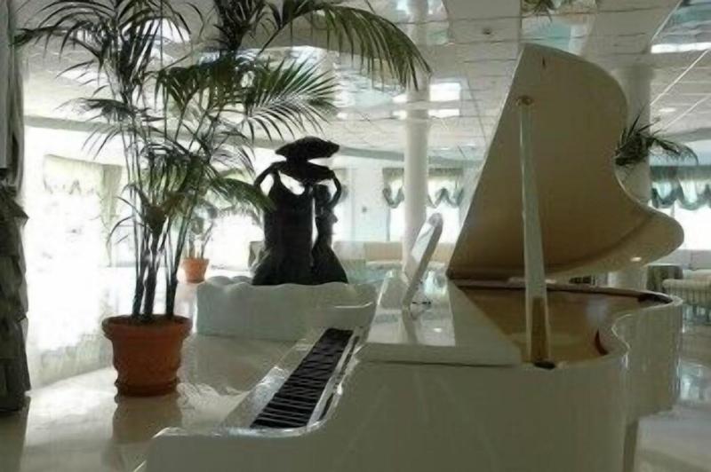 Domizia Palace Hotel - Lobi