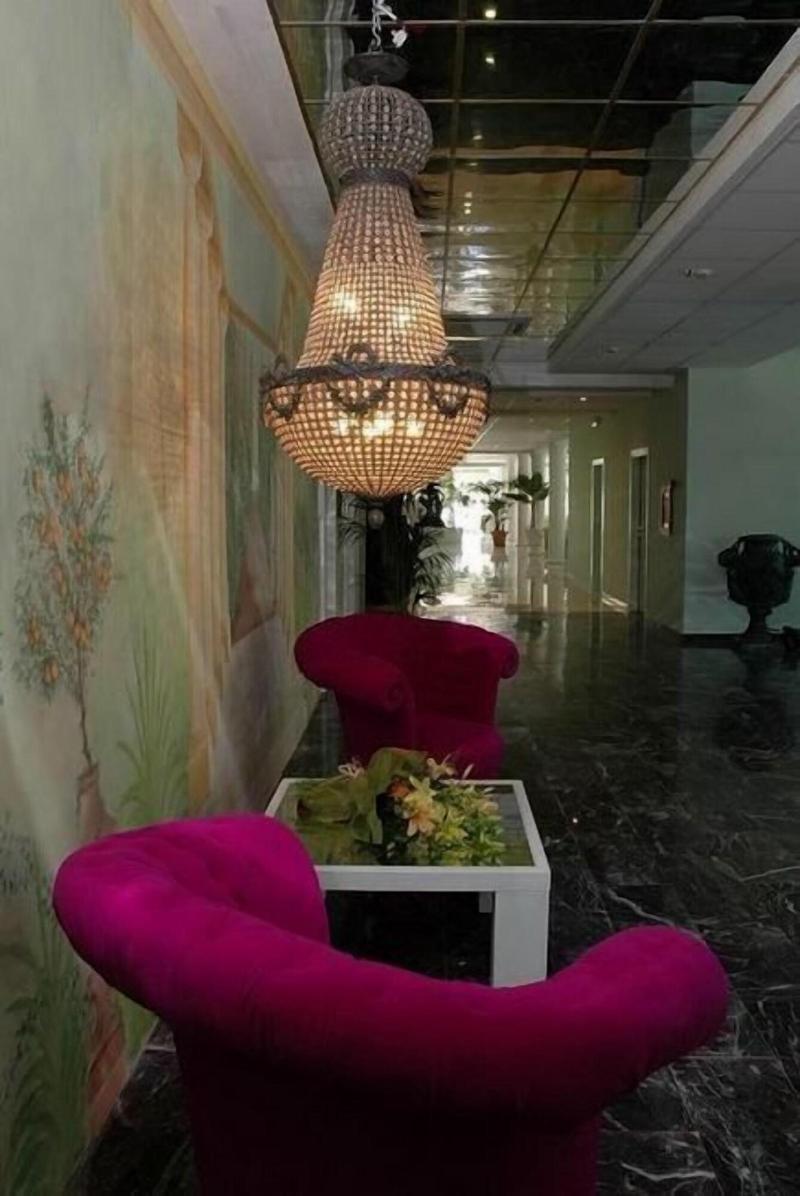 Domizia Palace Hotel - Lobi