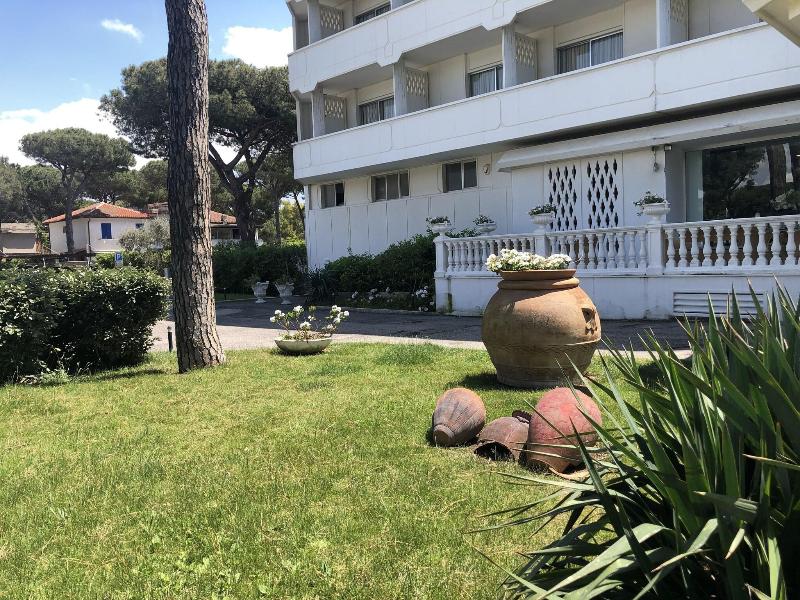 Domizia Palace Hotel - Genel