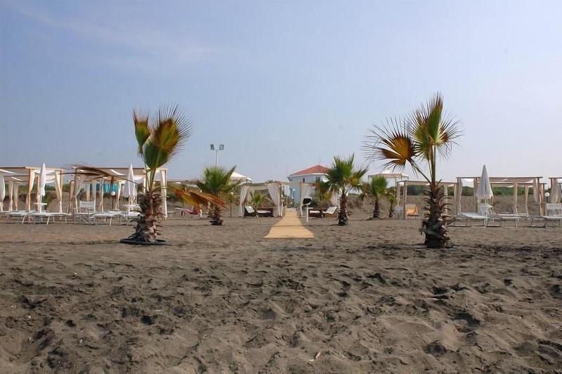 Domizia Palace Hotel - Plaj