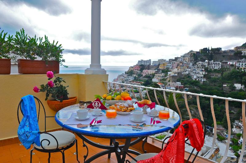 Villa Mary - Genel