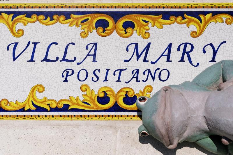 Villa Mary - Genel