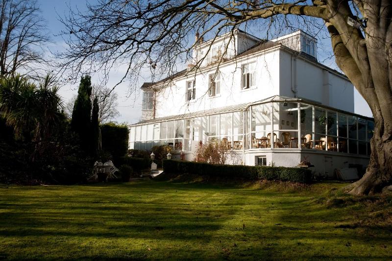 Fines Bayliwick Country House - Genel
