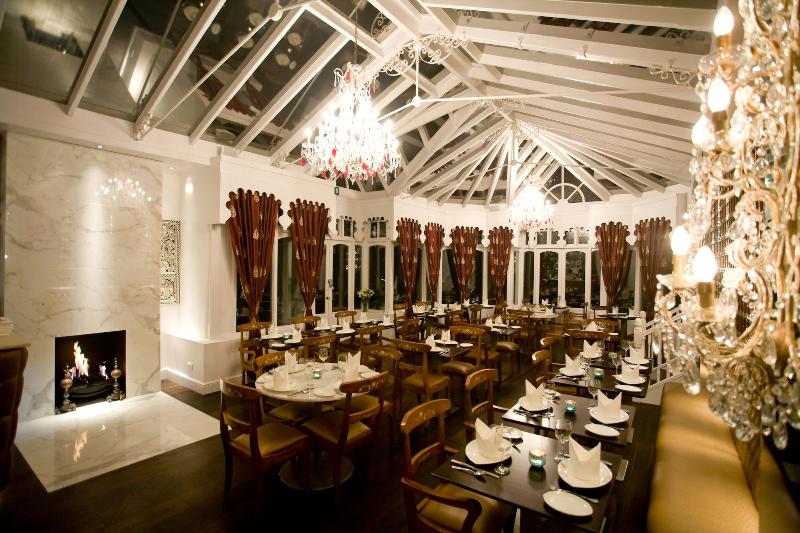 Fines Bayliwick Country House - Restoran