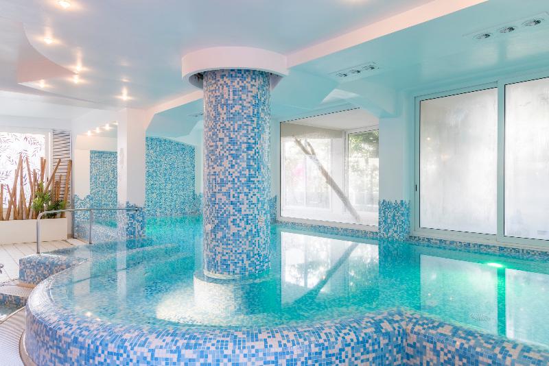 Hotel Baia Imperiale & Spa - Havuz