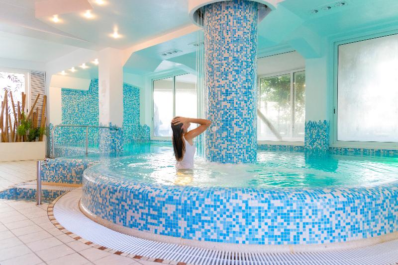 Hotel Baia Imperiale & Spa - Havuz