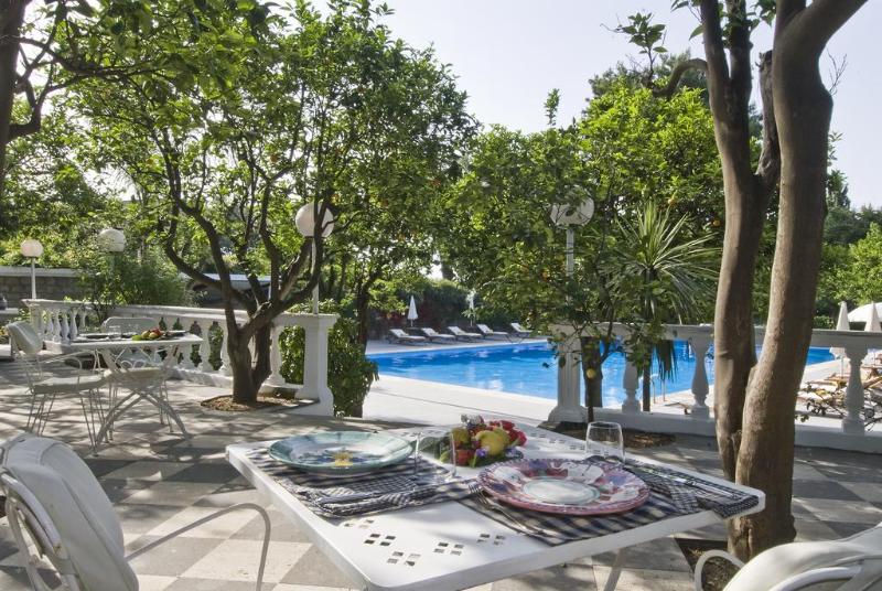 Grand Hotel Cocumella - Havuz