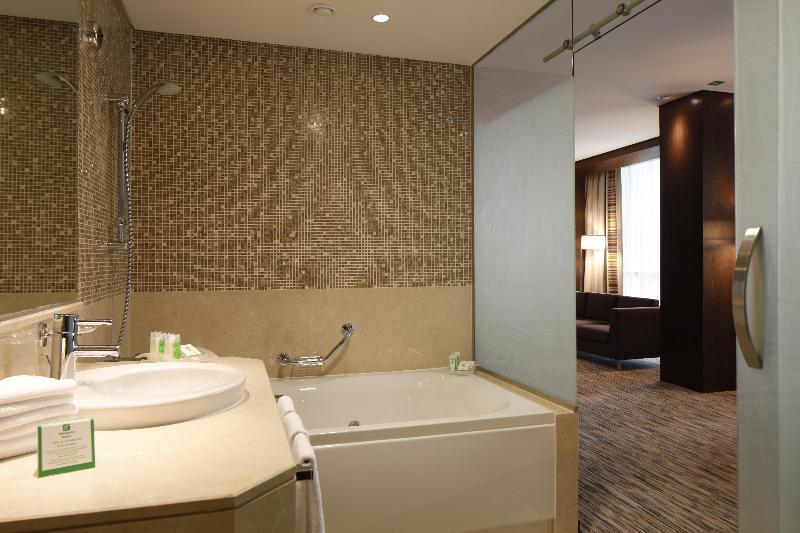 Holiday Inn Riyadh - Meydan - Oda