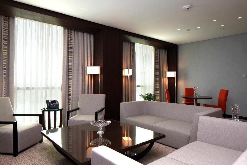 Holiday Inn Riyadh - Meydan - Oda