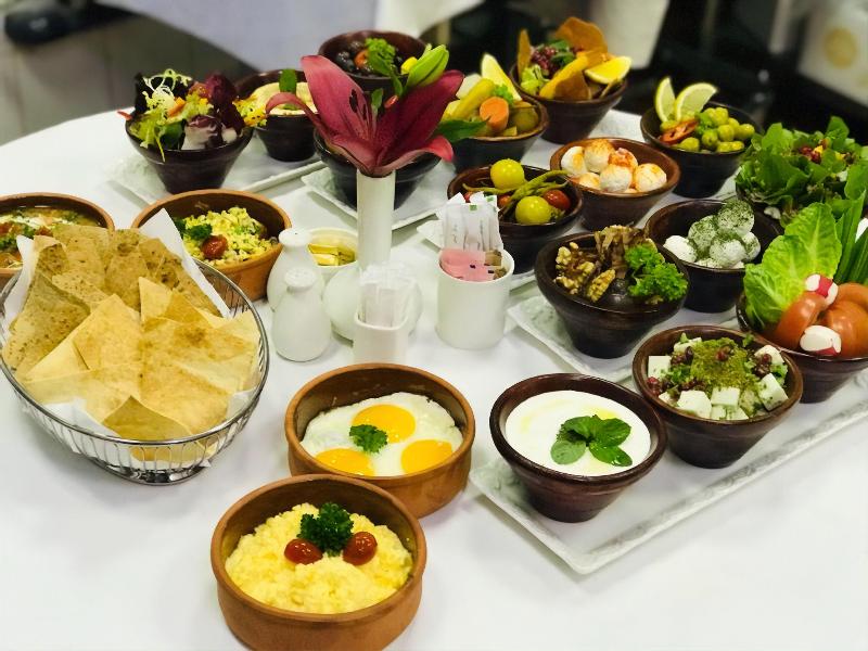 Holiday Inn Riyadh - Meydan - Restoran