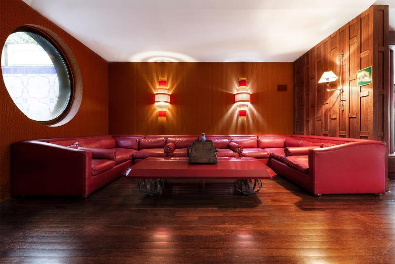 Hotel Colony - Lobi