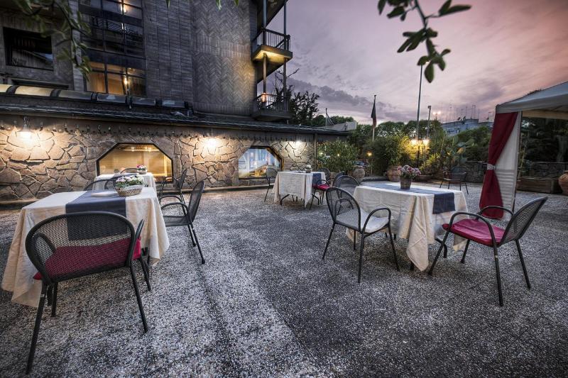 Hotel Colony - Teras