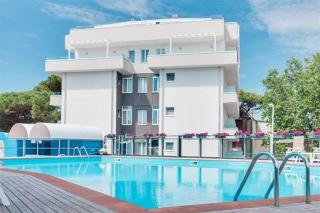 Hotel Nadir