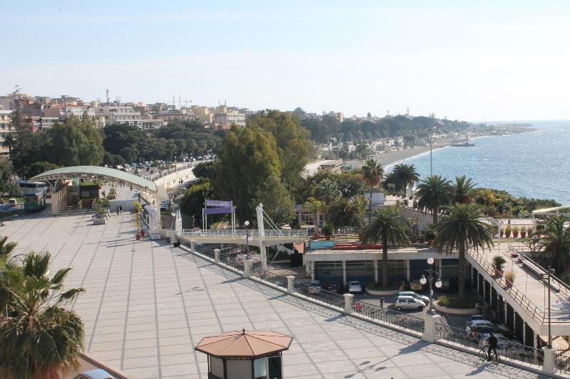 Lungomare - Genel