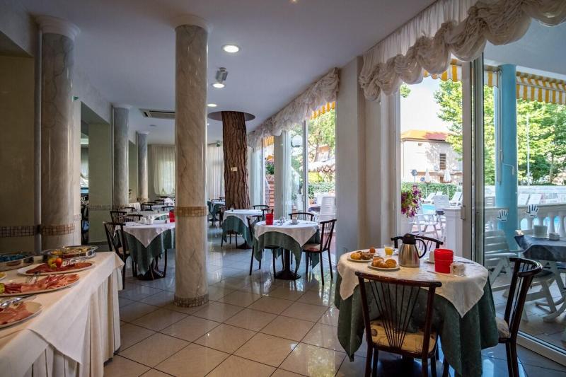 Villa dei Fiori - Havuz