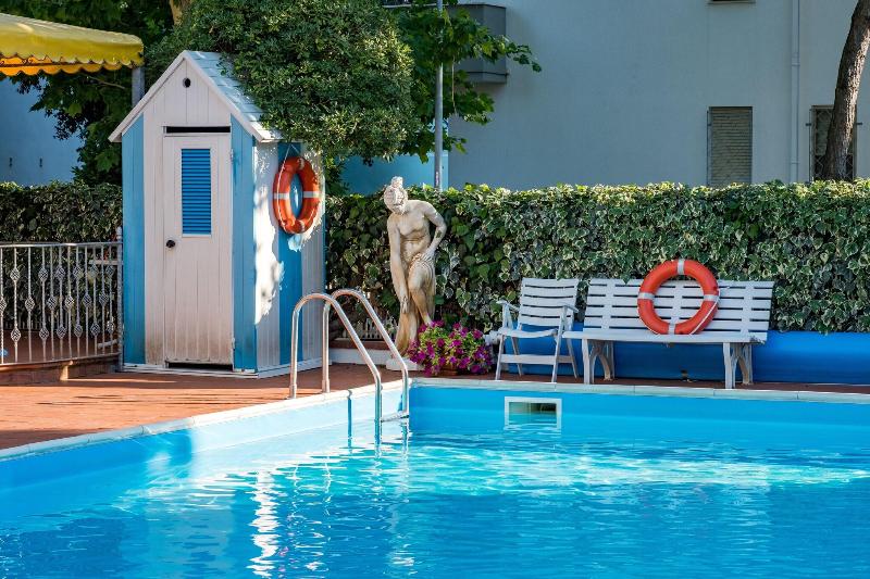 Villa dei Fiori - Havuz
