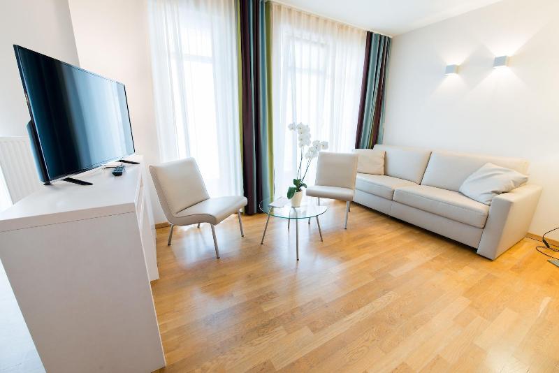 Nymphe Strandhotel & Apartments - Oda
