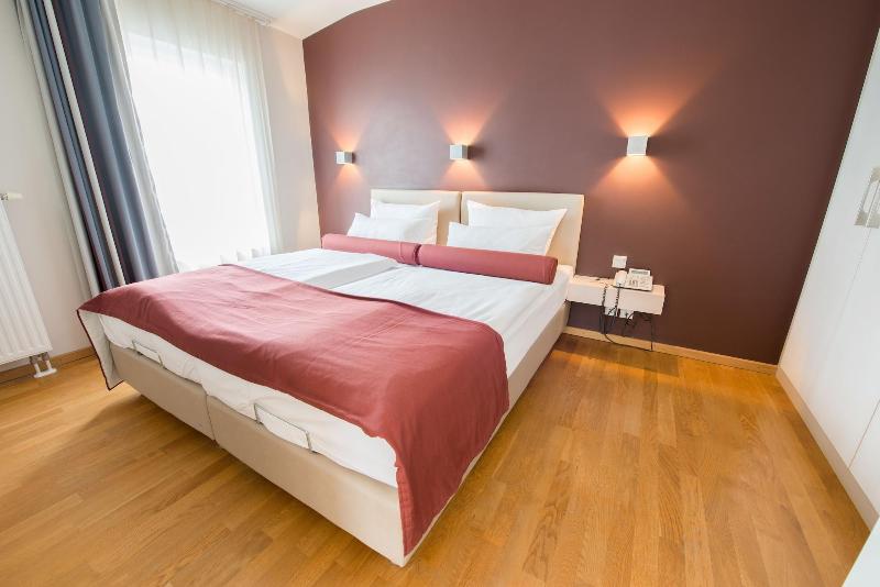 Nymphe Strandhotel & Apartments - Oda