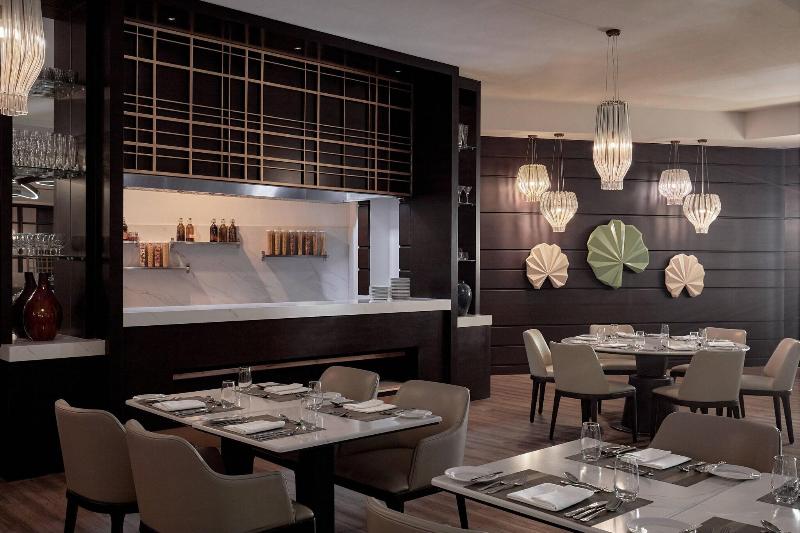Riyadh Airport Marriott Hotel - Restoran
