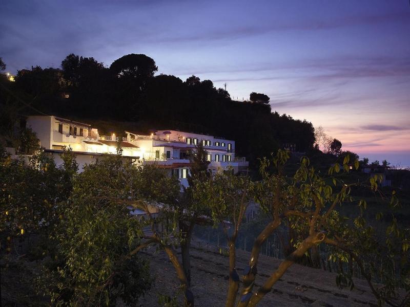 Villa d'Orta - Genel