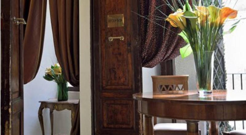 Hotel Le Clarisse al Pantheon - Lobi