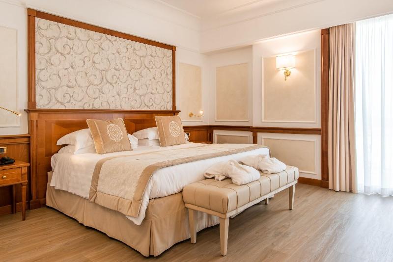 Grand Hotel Terme - Oda