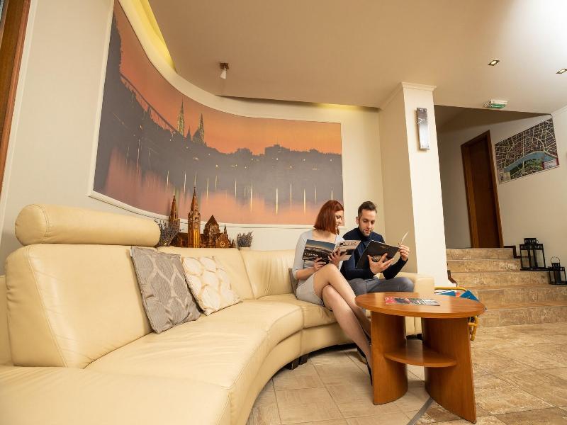 Dóm Hotel - Lobi