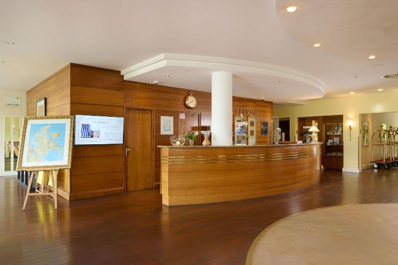 Grand Hotel Binz - Lobi