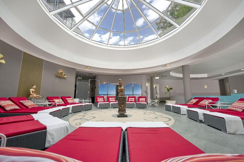Grand Hotel Binz - Havuz
