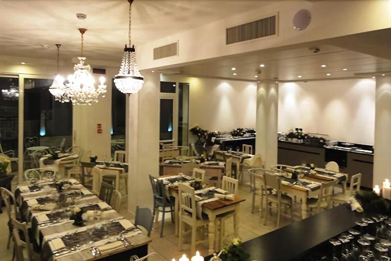 D-Place Aparthotel & Suite - Bar