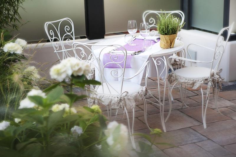 D-Place Aparthotel & Suite - Genel