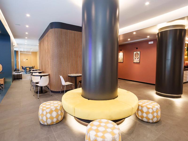 Aparthotel Colombo - Lobi