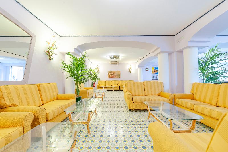 Terme Gran Paradiso Hotel - Lobi