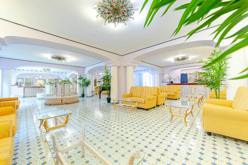 Terme Gran Paradiso Hotel - Lobi