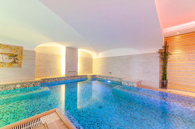 Terme Gran Paradiso Hotel - Havuz